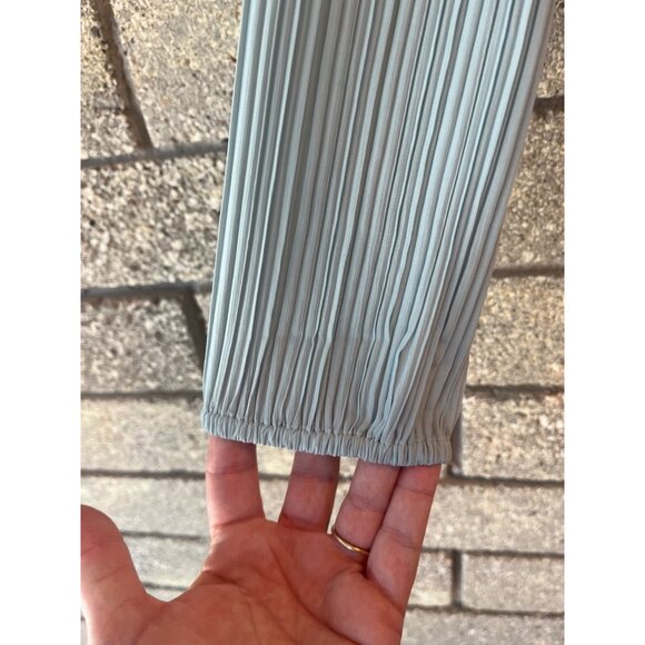 J.Crew Small Pleated Long-Sleeve Top With Ruffle Detail In Light Blue - Picture 3 of 9